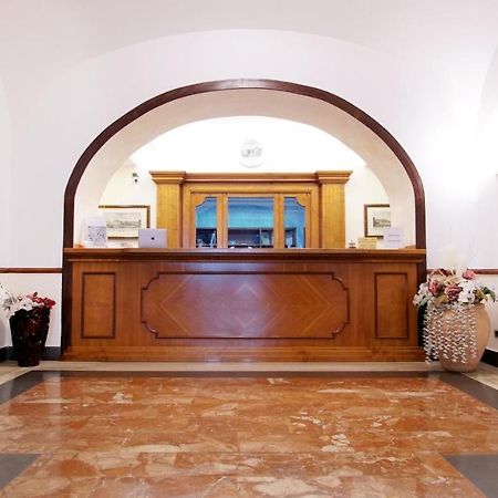 Hotel Cesare 14 Naples Exterior photo